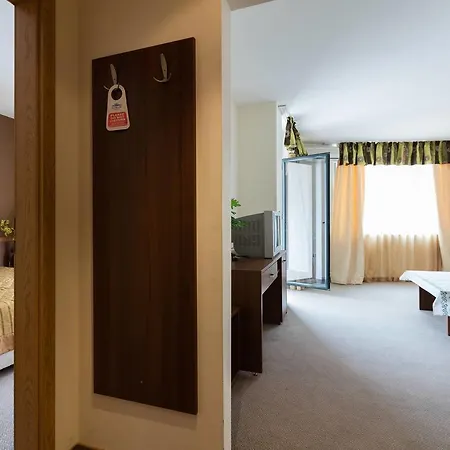 ❤ 1 Bedroom W Kitchen & Pool View ❤vd❤ Apartament