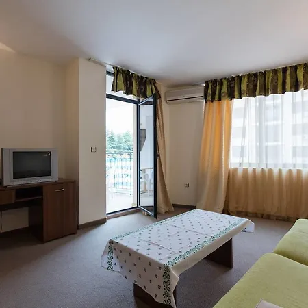 ❤ 1 Bedroom W Kitchen & Pool View ❤vd❤ Słoneczny Brzeg