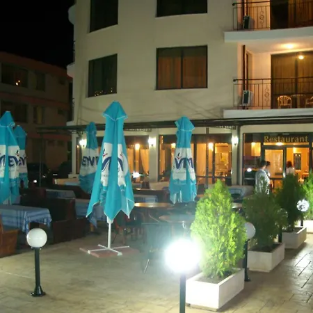 Apartament ❤ 1 Bedroom W Kitchen & Pool View ❤vd❤