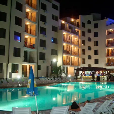 ❤ 1 Bedroom W Kitchen & Pool View ❤vd❤ Apartament
